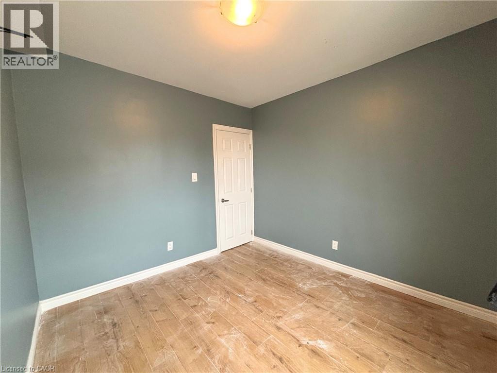 518 Cannon Street E Property Photo 21