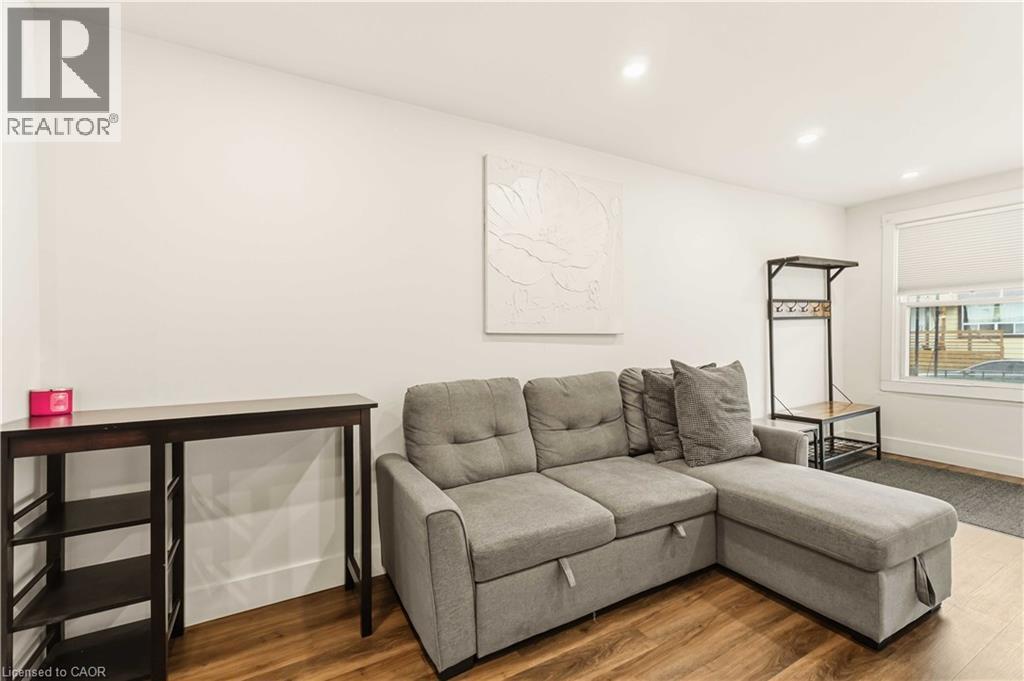 27 Edinburgh Avenue Property Photo 5