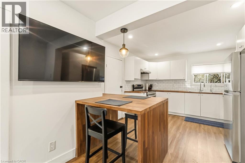 27 Edinburgh Avenue Property Photo 6