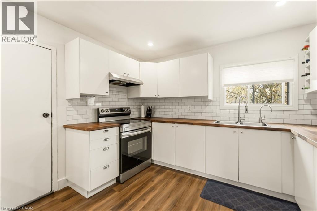 27 Edinburgh Avenue Property Photo 9