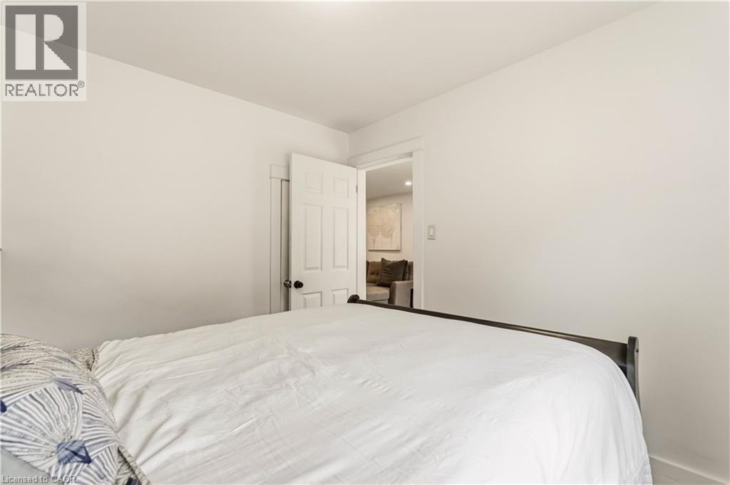27 Edinburgh Avenue Property Photo 12