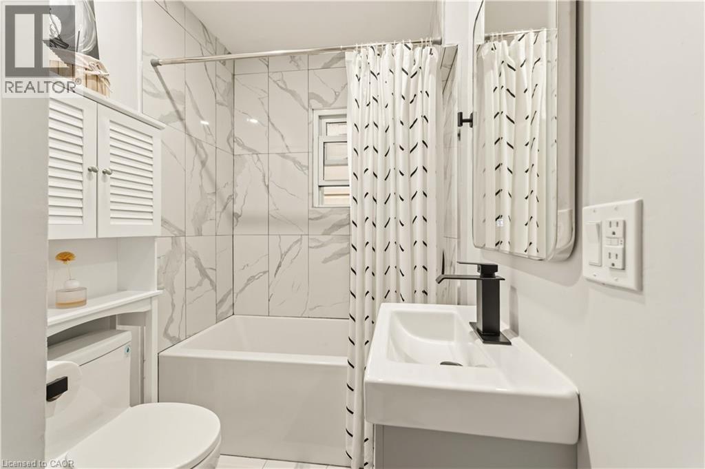 27 Edinburgh Avenue Property Photo 13