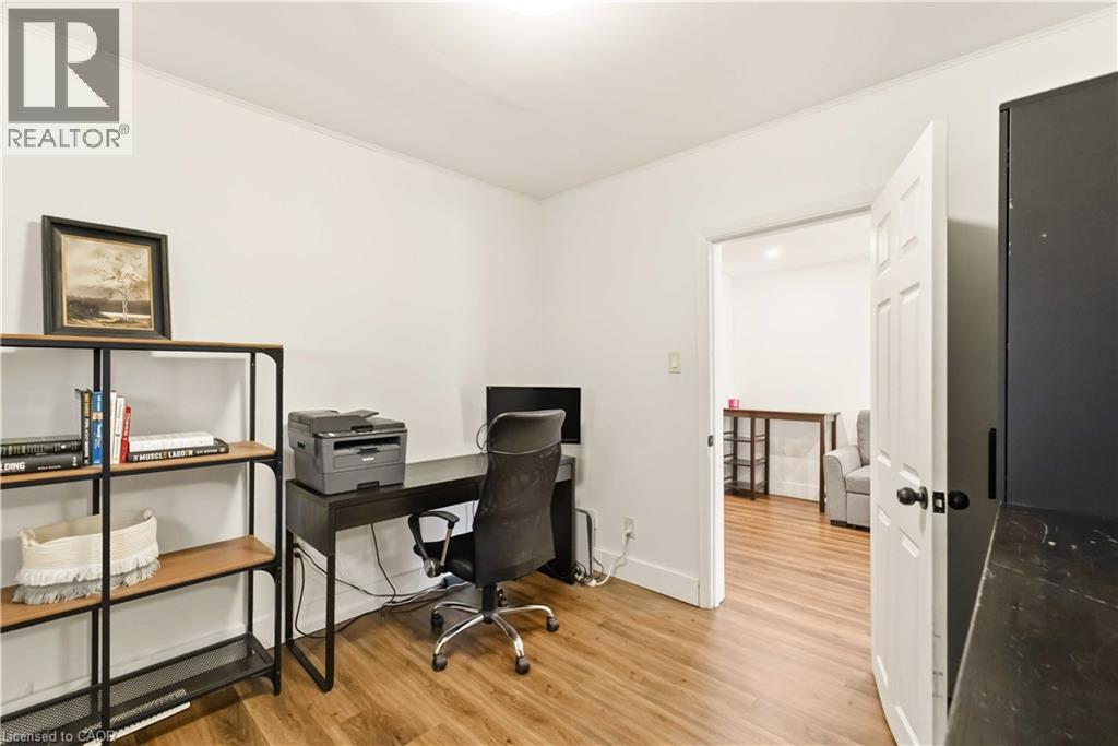 27 Edinburgh Avenue Property Photo 15