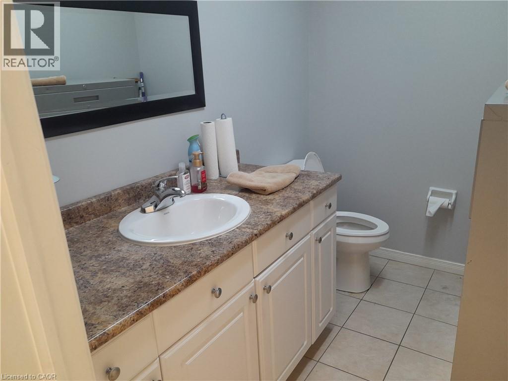245 Argyle Street S Unit# 1 Property Photo 11
