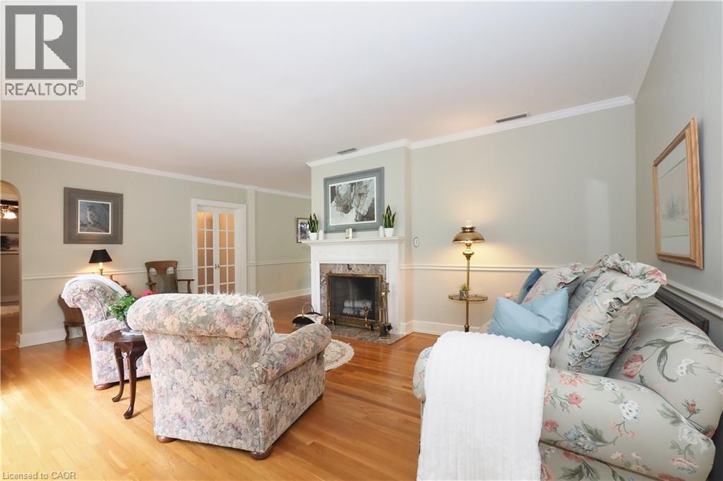 2023 Coronation Boulevard Property Photo 7