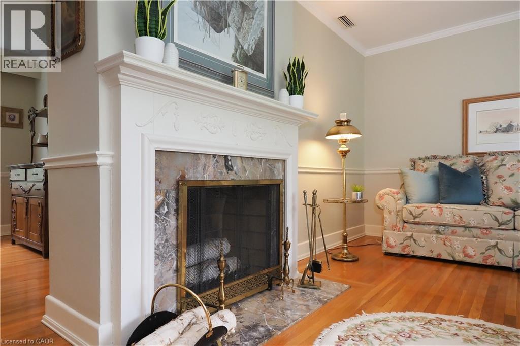 2023 Coronation Boulevard Property Photo 10
