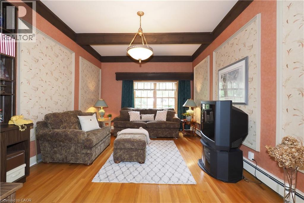 2023 Coronation Boulevard Property Photo 22