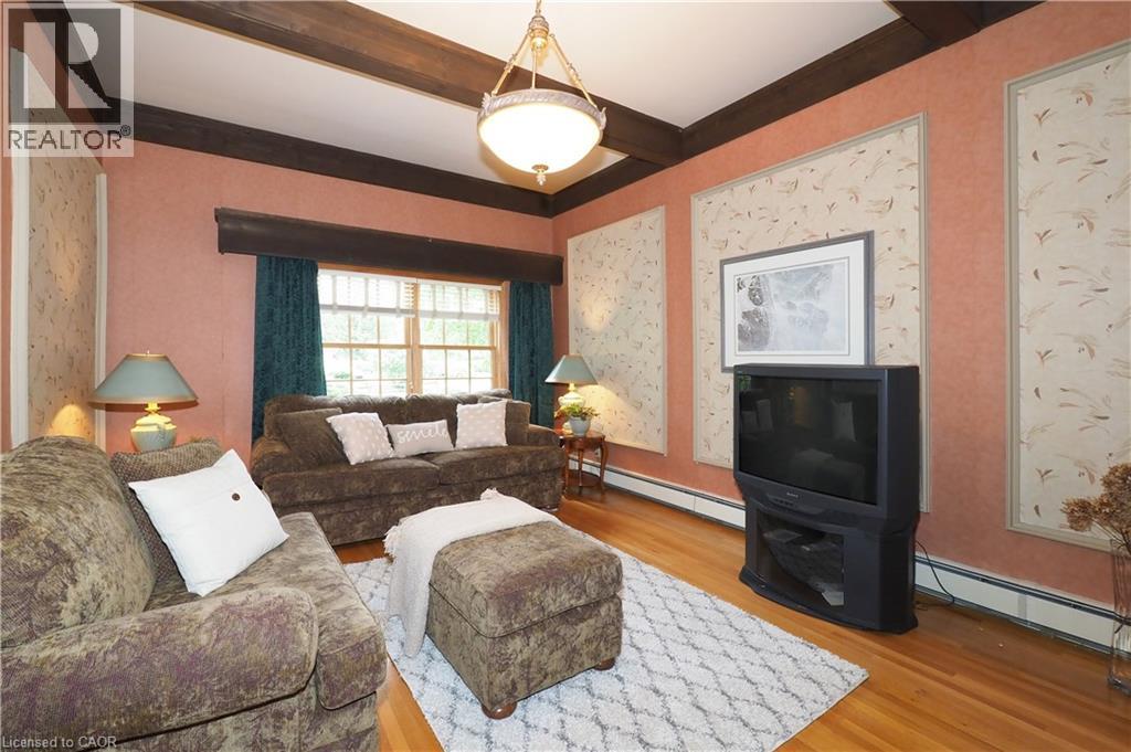2023 Coronation Boulevard Property Photo 23
