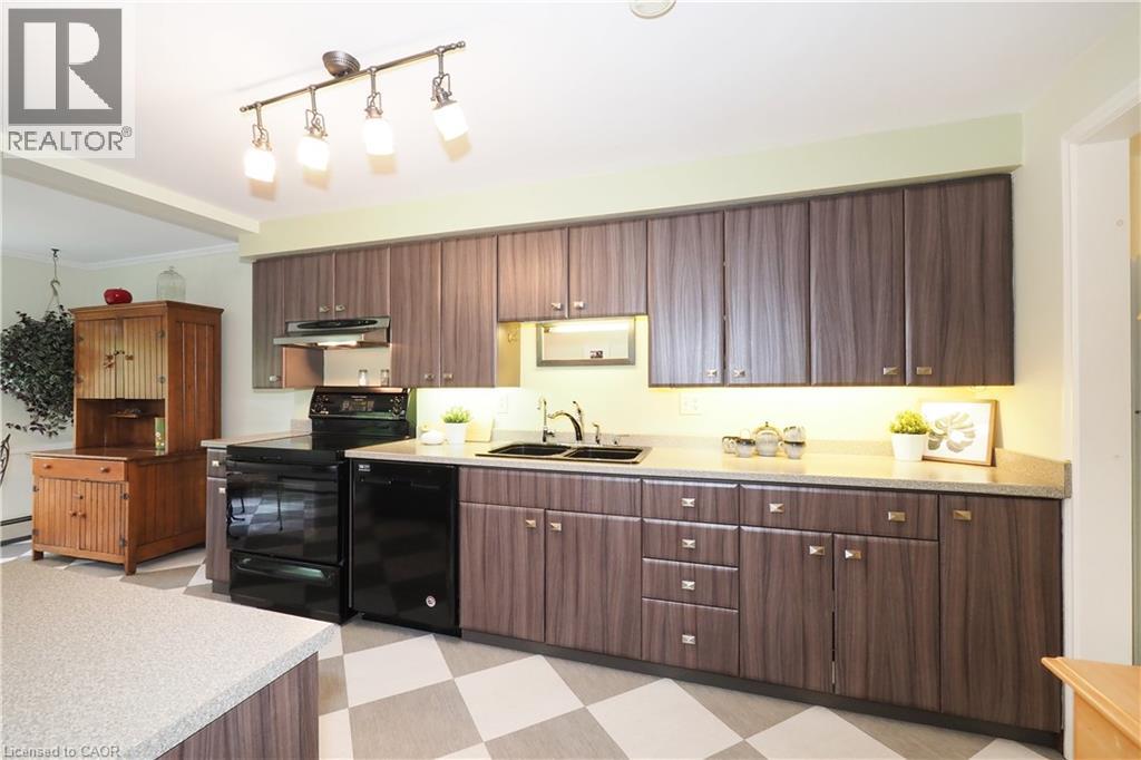 2023 Coronation Boulevard Property Photo 31