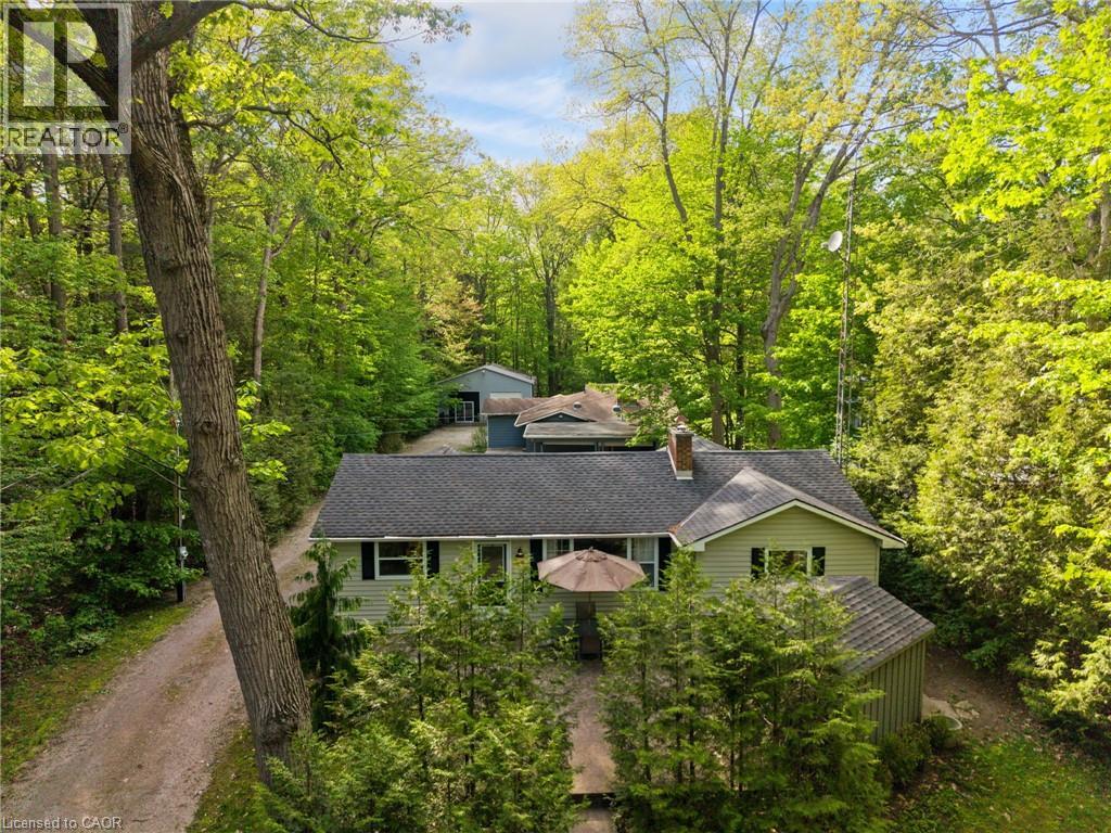 223 Ontario Street Property Photo 2