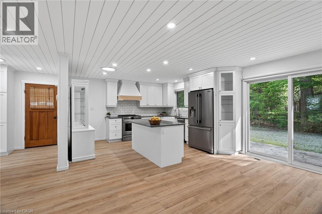 223 Ontario Street Property Photo 7
