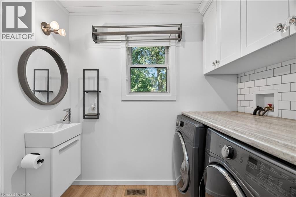 223 Ontario Street Property Photo 21