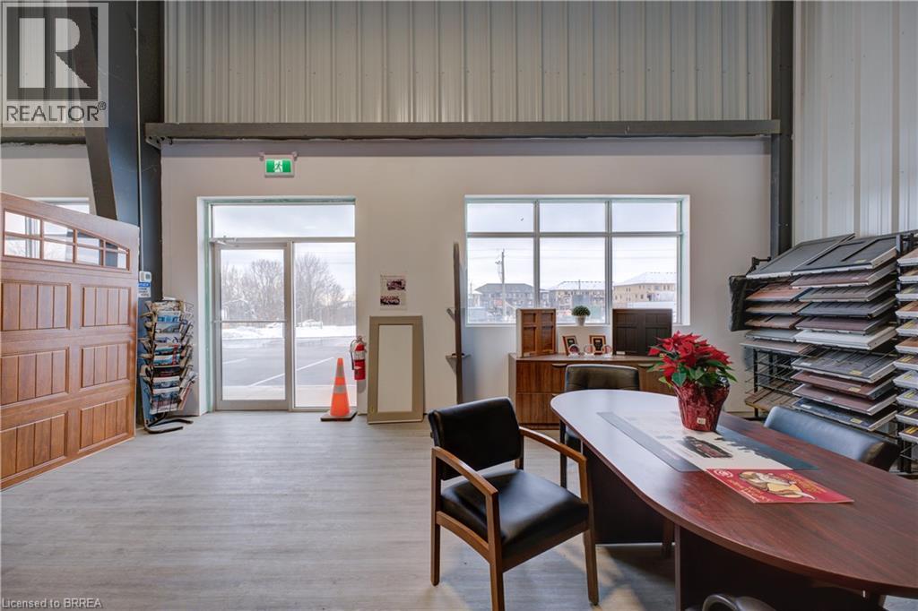 677 Colborne Street W Unit# A Property Photo 6