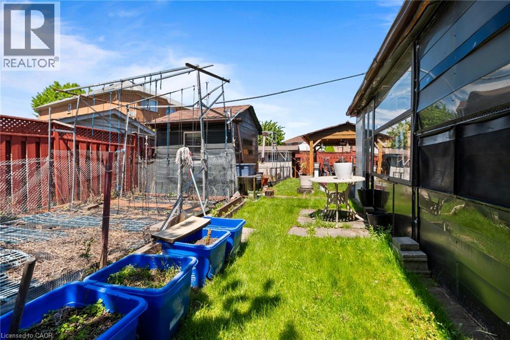 1263 Bantham Street Property Photo 33