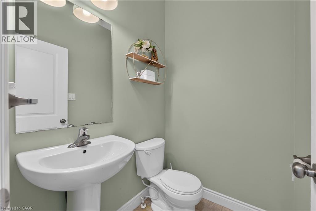 32 Ashberry Place Property Photo 19