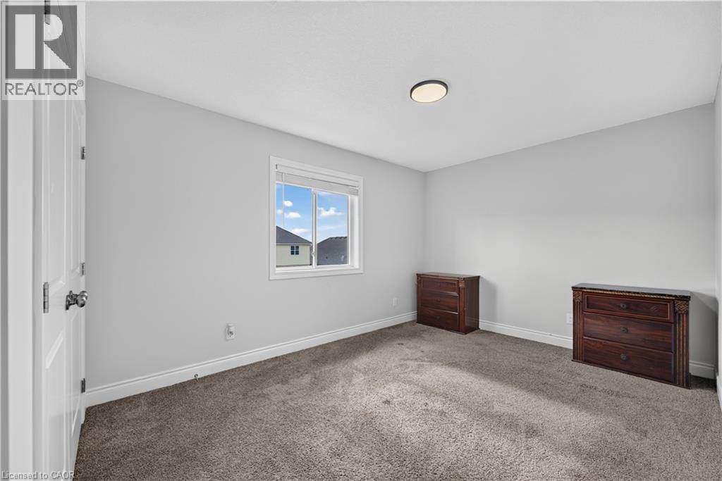 32 Ashberry Place Property Photo 28
