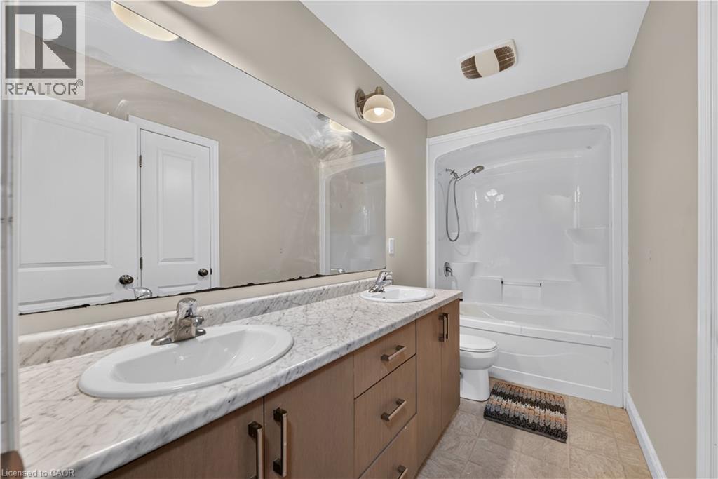 32 Ashberry Place Property Photo 30