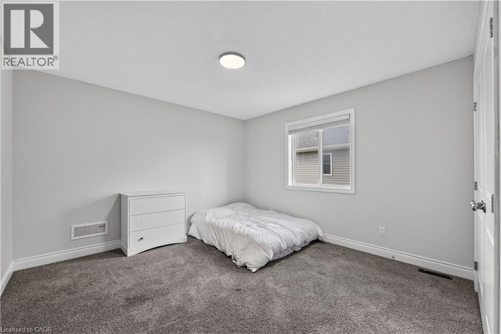 32 Ashberry Place Property Photo 31