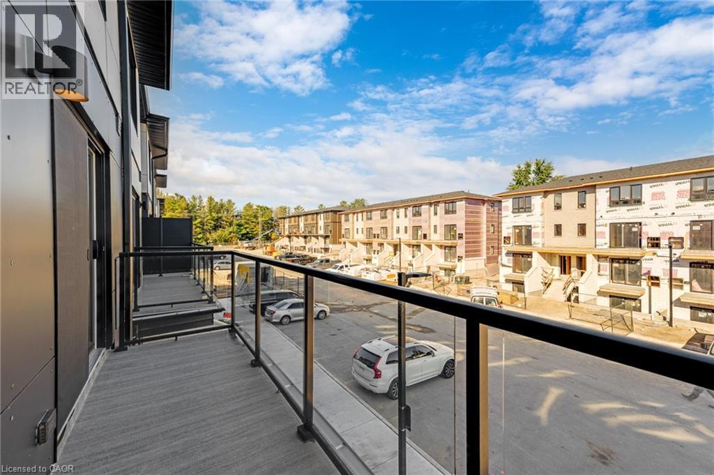410 Northfield Drive W Unit# D16 Property Photo 13