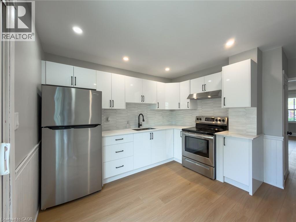 97 Crosthwaite Avenue N Property Photo 14