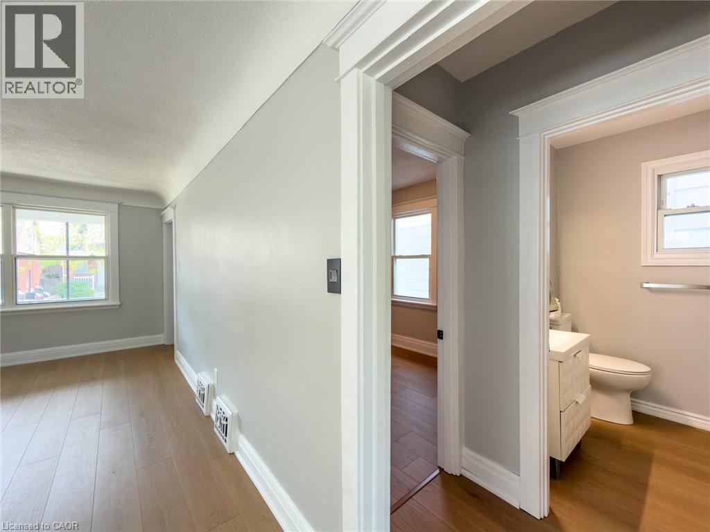 97 Crosthwaite Avenue N Property Photo 19
