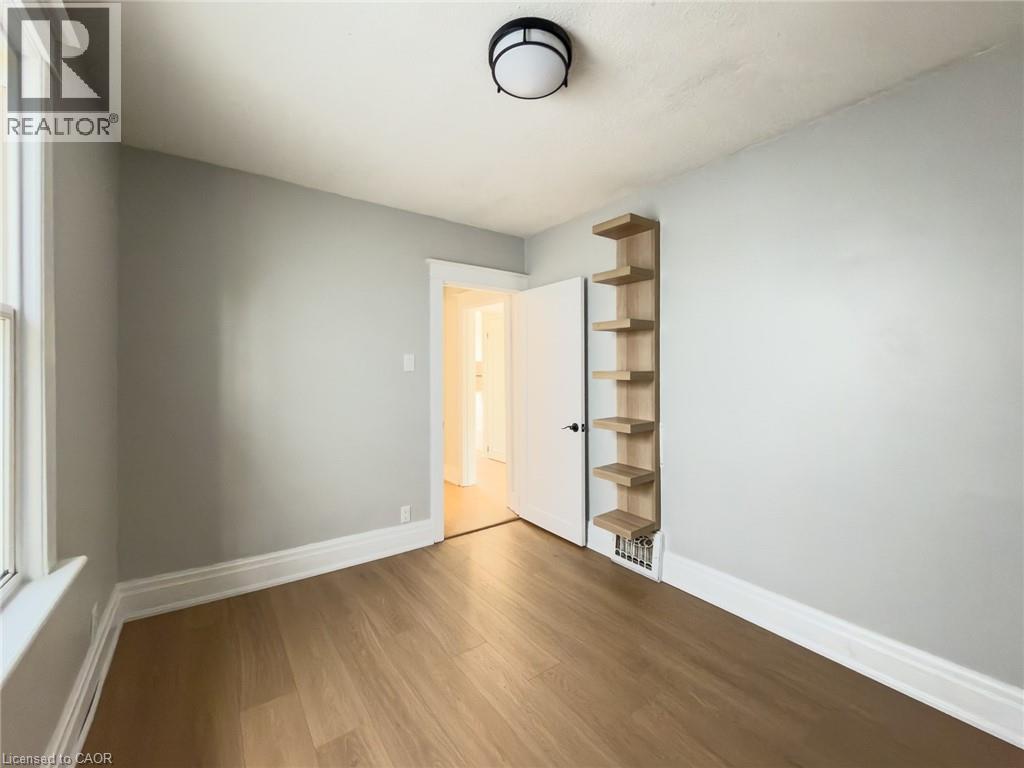 97 Crosthwaite Avenue N Property Photo 23
