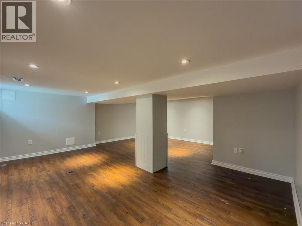 97 Crosthwaite Avenue N Property Photo 27