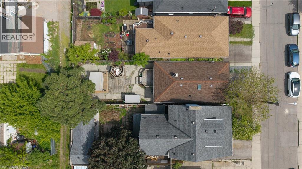 97 Crosthwaite Avenue N Property Photo 39
