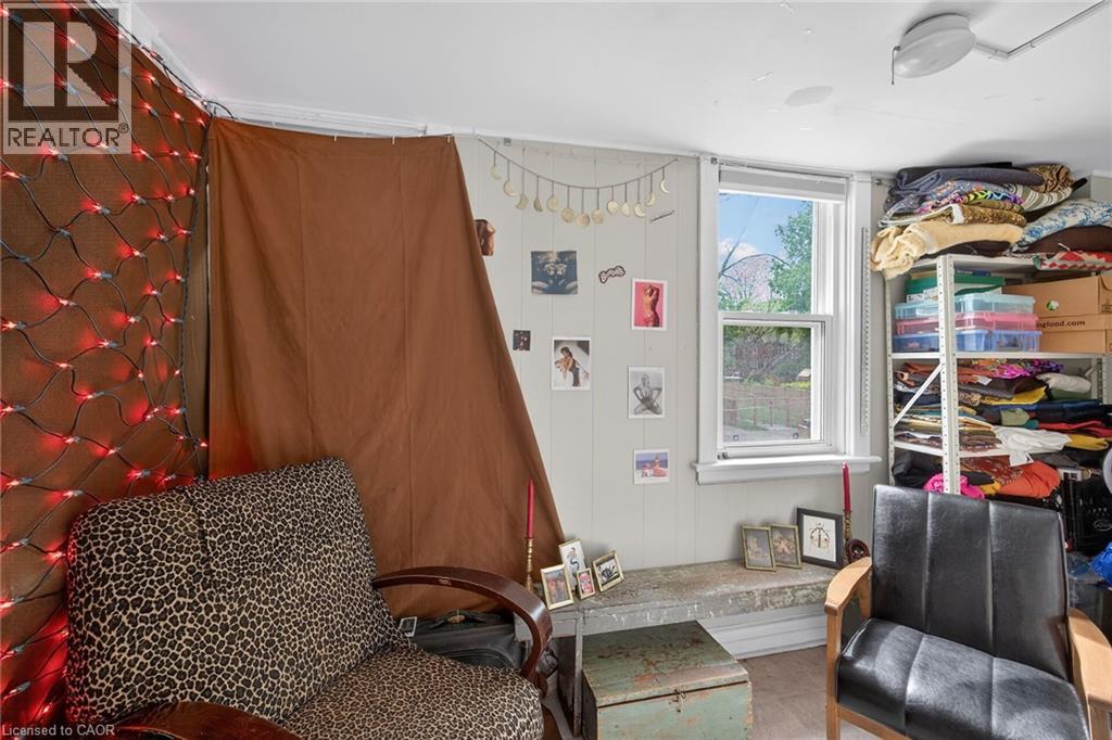 227 Sherman Avenue S Property Photo 36