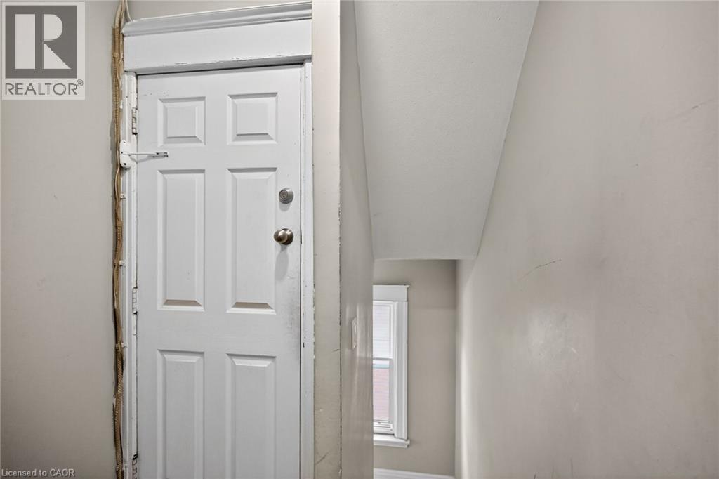 227 Sherman Avenue S Property Photo 39