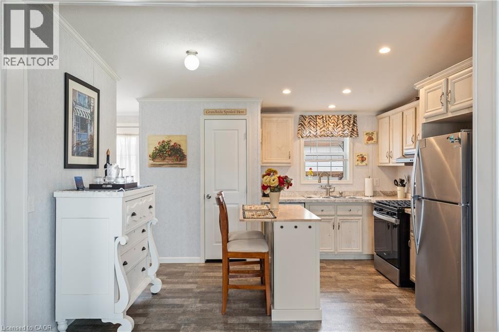 22 Copper Beech Drive Property Photo 6