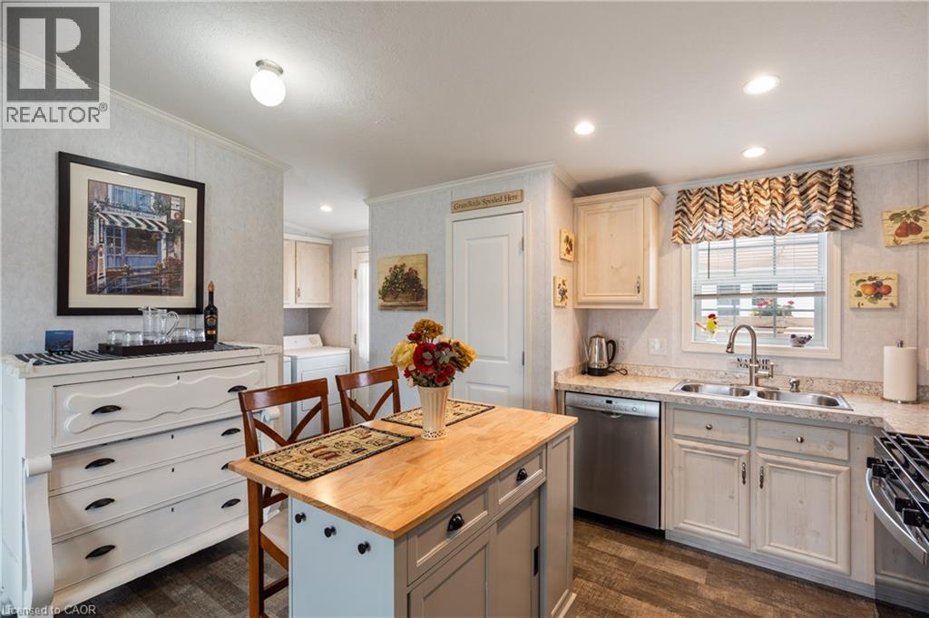 22 Copper Beech Drive Property Photo 8