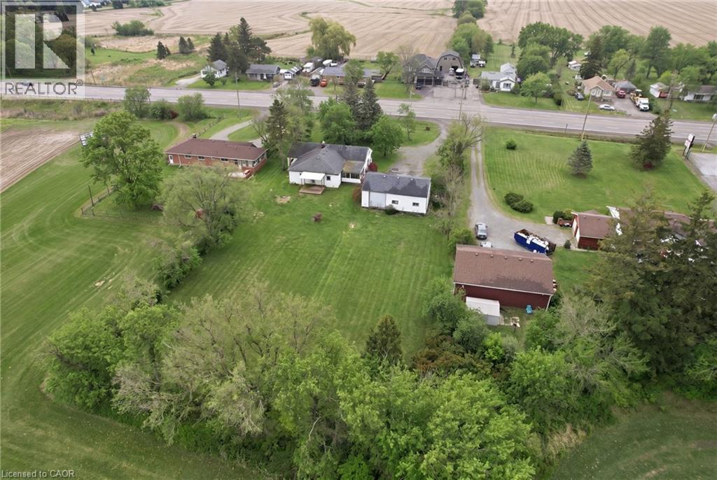 797 Highway 6 Property Photo 2