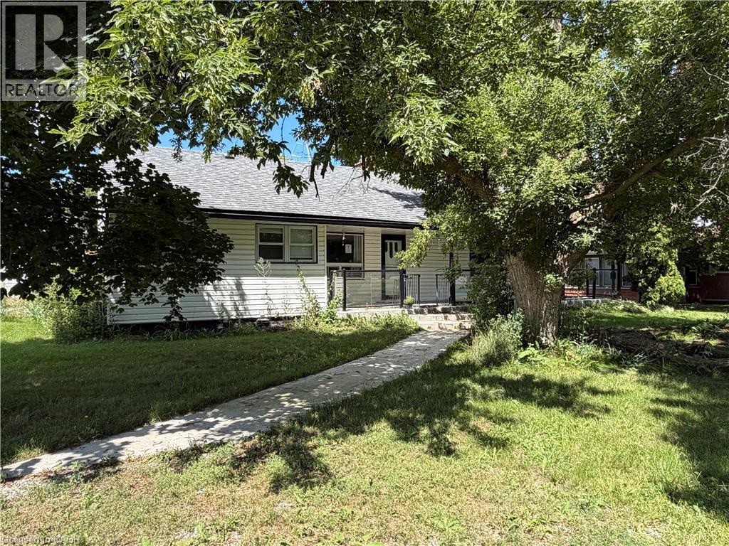 797 Highway 6 Property Photo 36