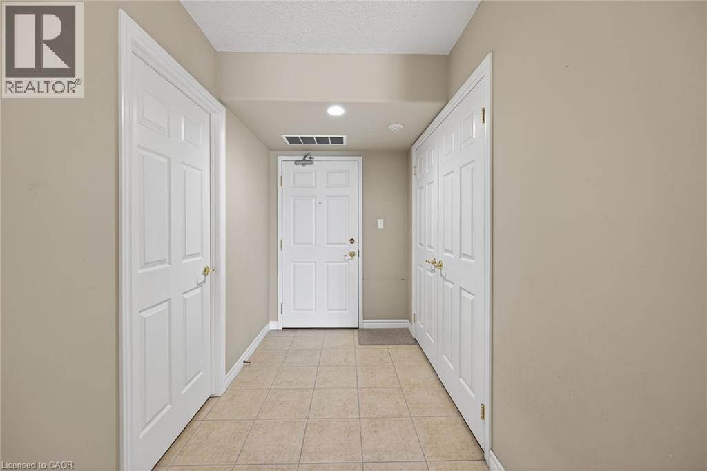 908 Mohawk Road E Unit# 308 Property Photo 5