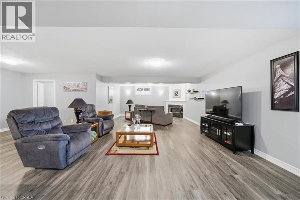 4 Lynndale Road Property Photo 24