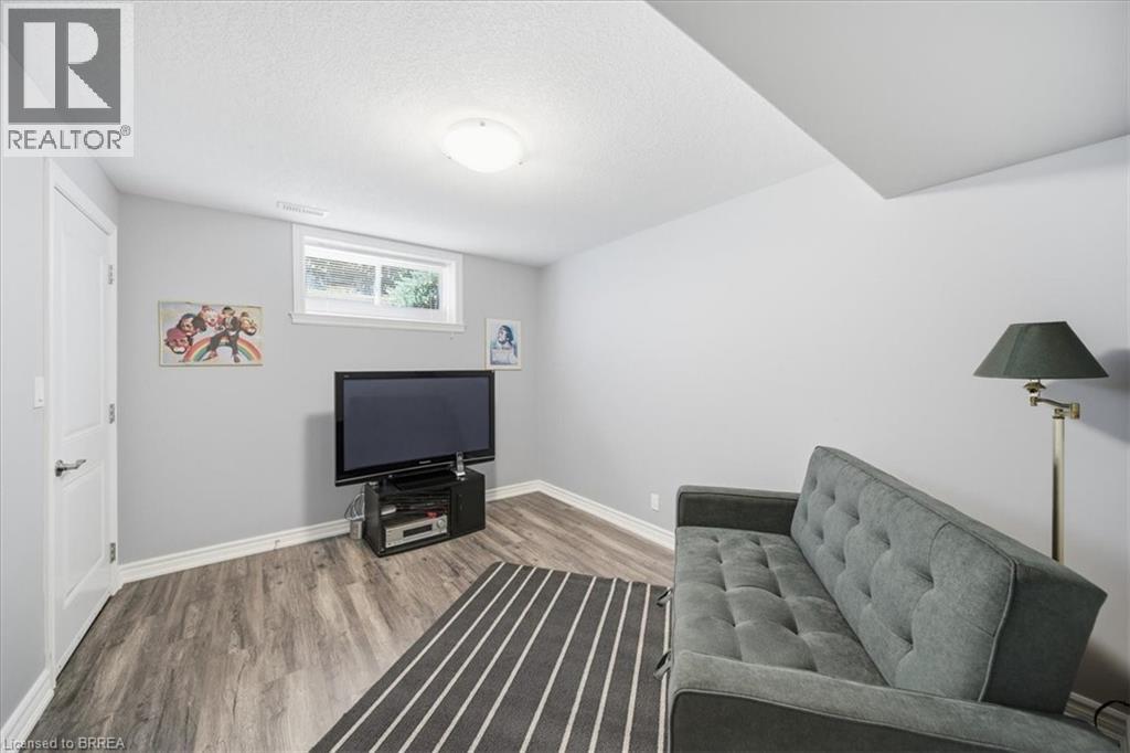 4 Lynndale Road Property Photo 30