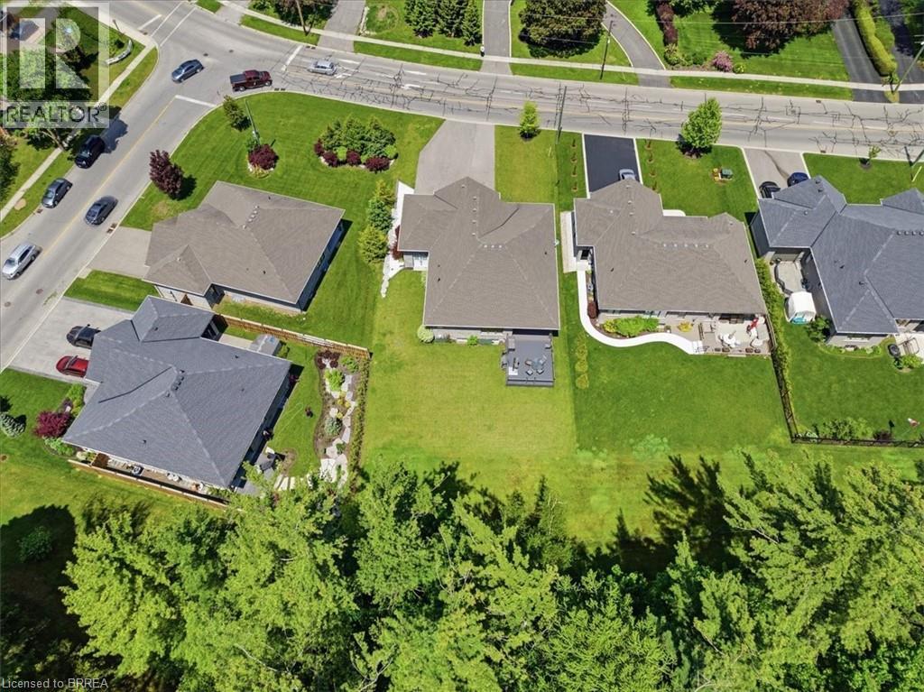 4 Lynndale Road Property Photo 44