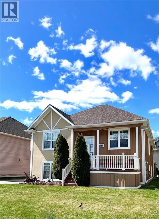 1060 BEACH Boulevard Property Photo 1