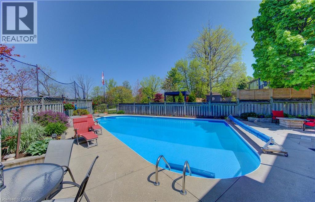 97 Manitoulin Crescent Property Photo 35