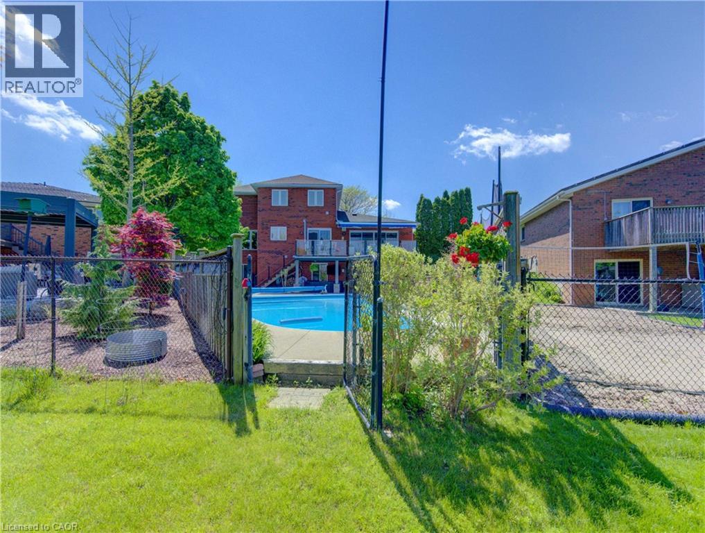 97 Manitoulin Crescent Property Photo 40