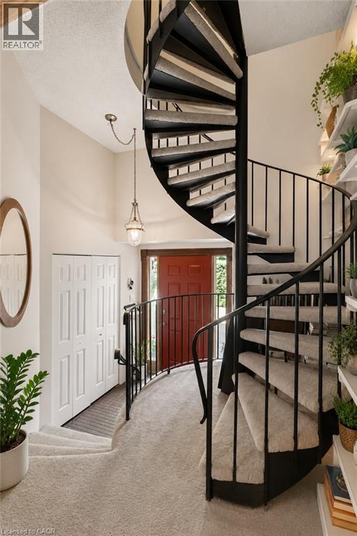 149 Young Street Property Photo 8