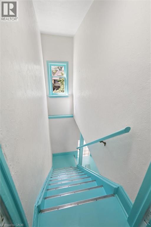 149 Young Street Property Photo 31