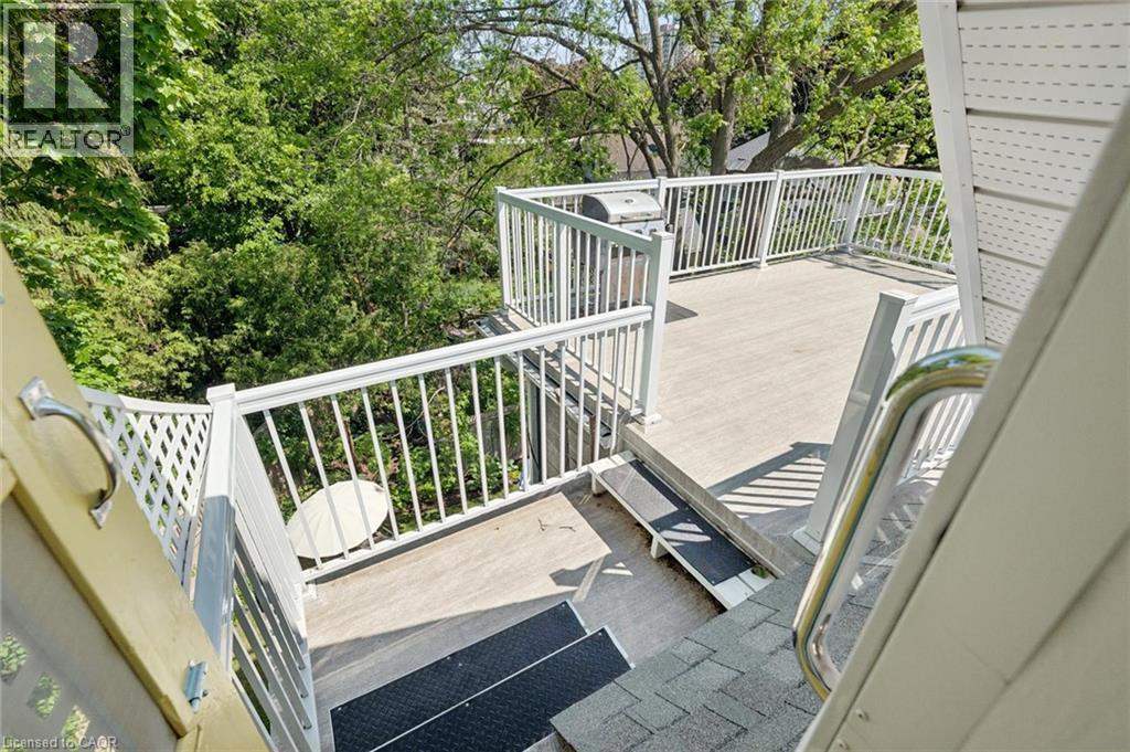 149 Young Street Property Photo 41
