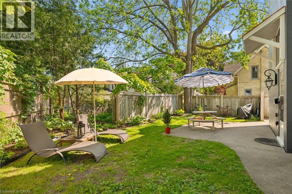 149 Young Street Property Photo 43