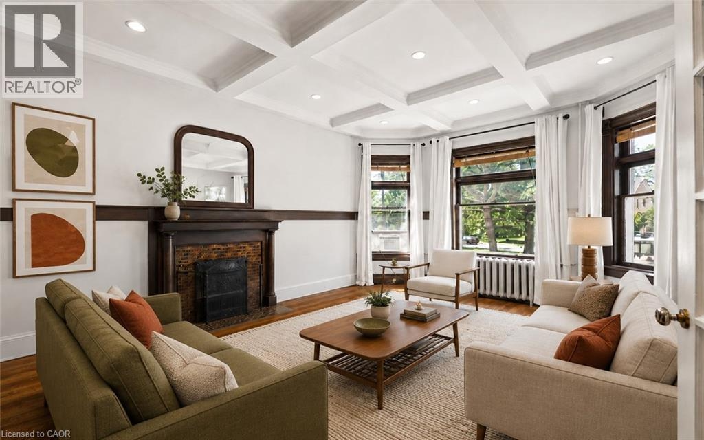 149 Young Street Property Photo 9
