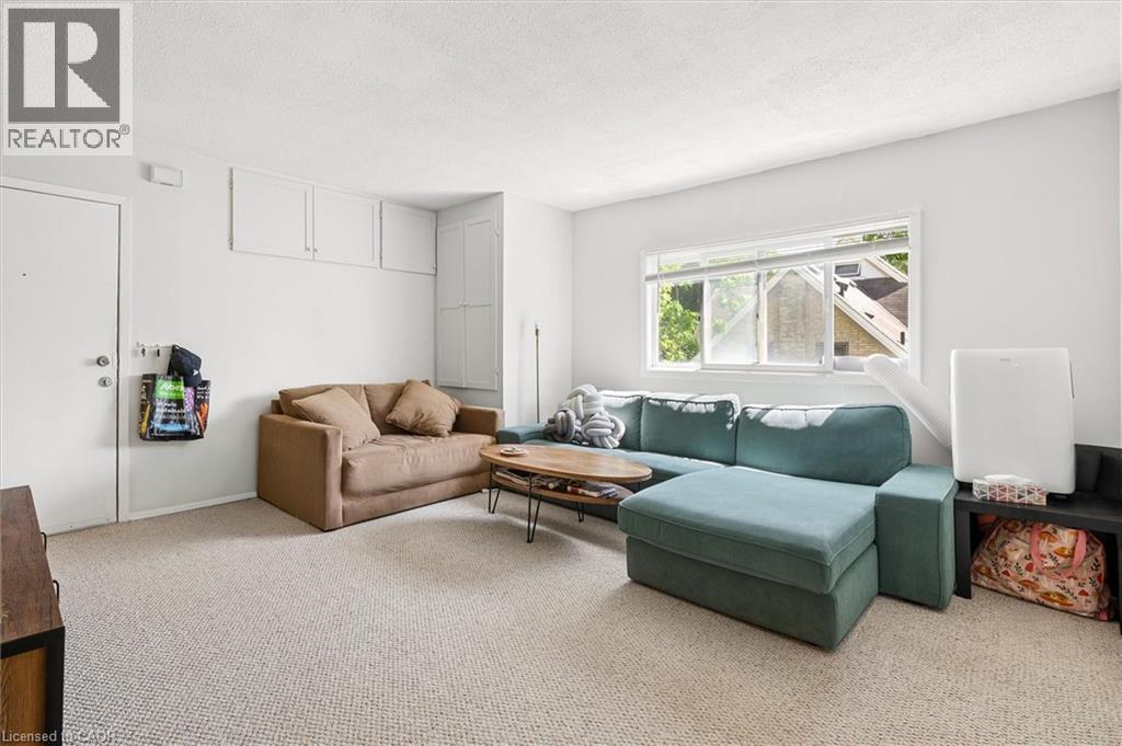 149 Young Street Property Photo 18