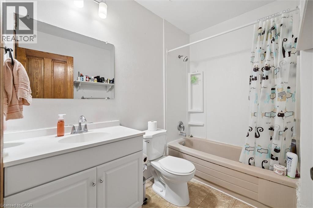 149 Young Street Property Photo 26