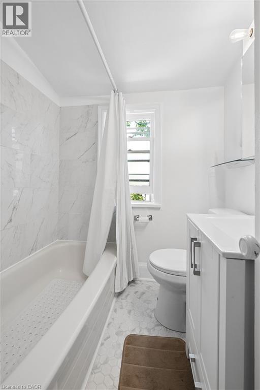 149 Young Street Property Photo 37