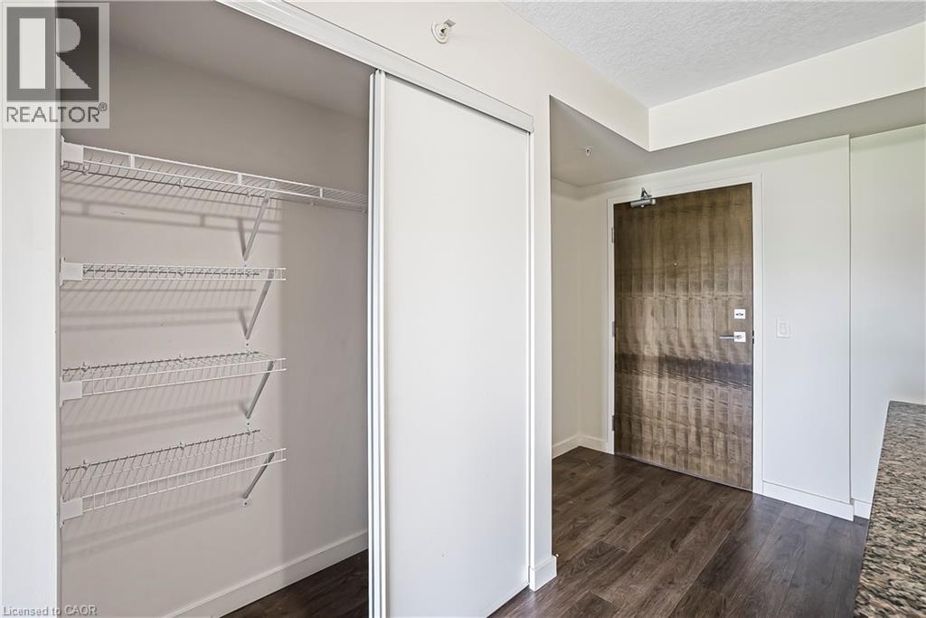 25 Kay Crescent Unit# 403 Property Photo 19
